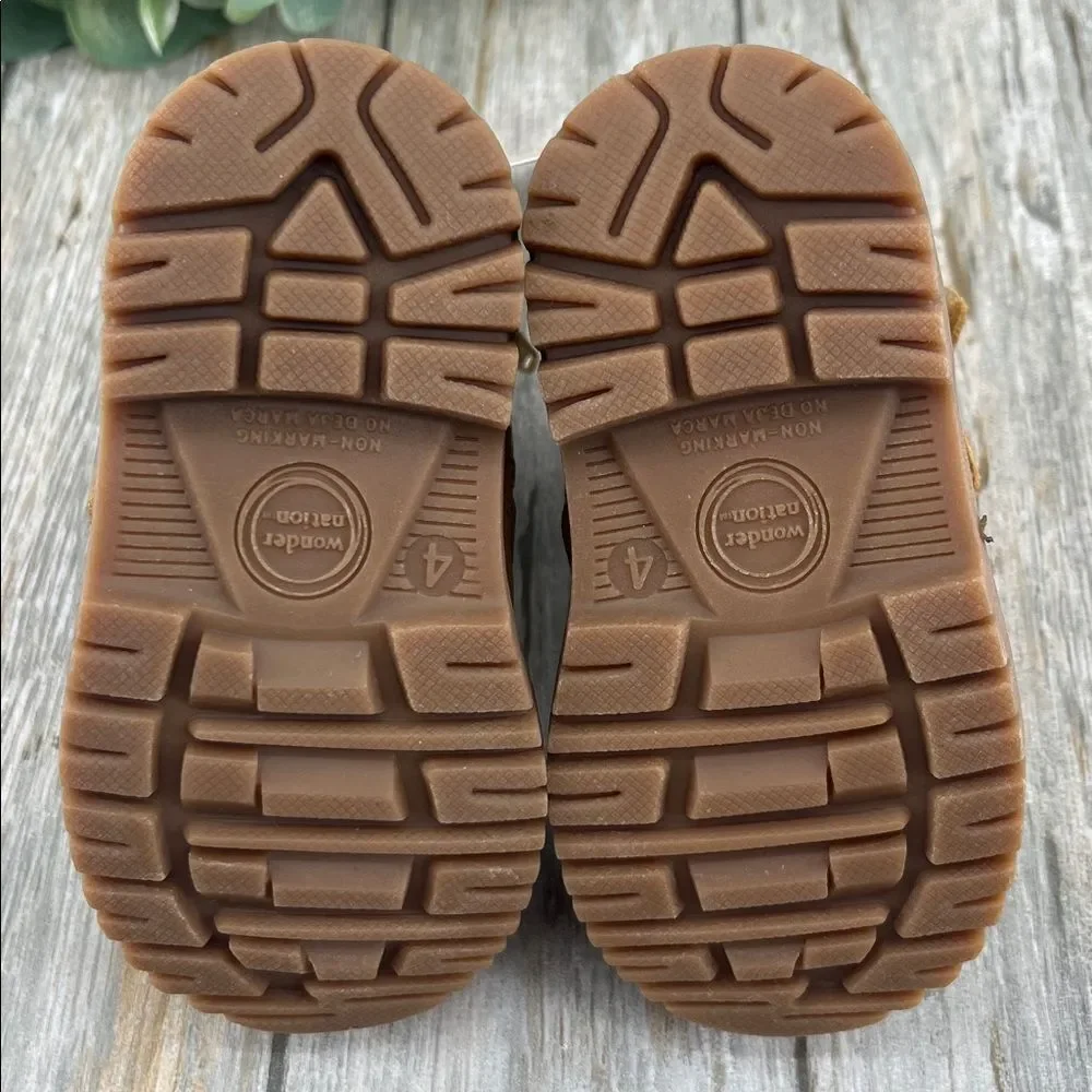 Baby Boys Tucker Boots Shoes Size 4